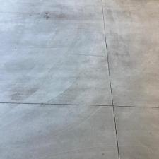 Dont-Let-Mud-Rule-Your-Garage-Reclaim-Your-Space-with-Powerful-Pressure-Washing 2